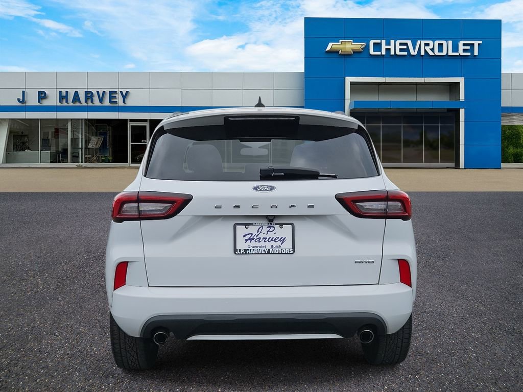 Used 2023 Ford Escape ST-Line image 5