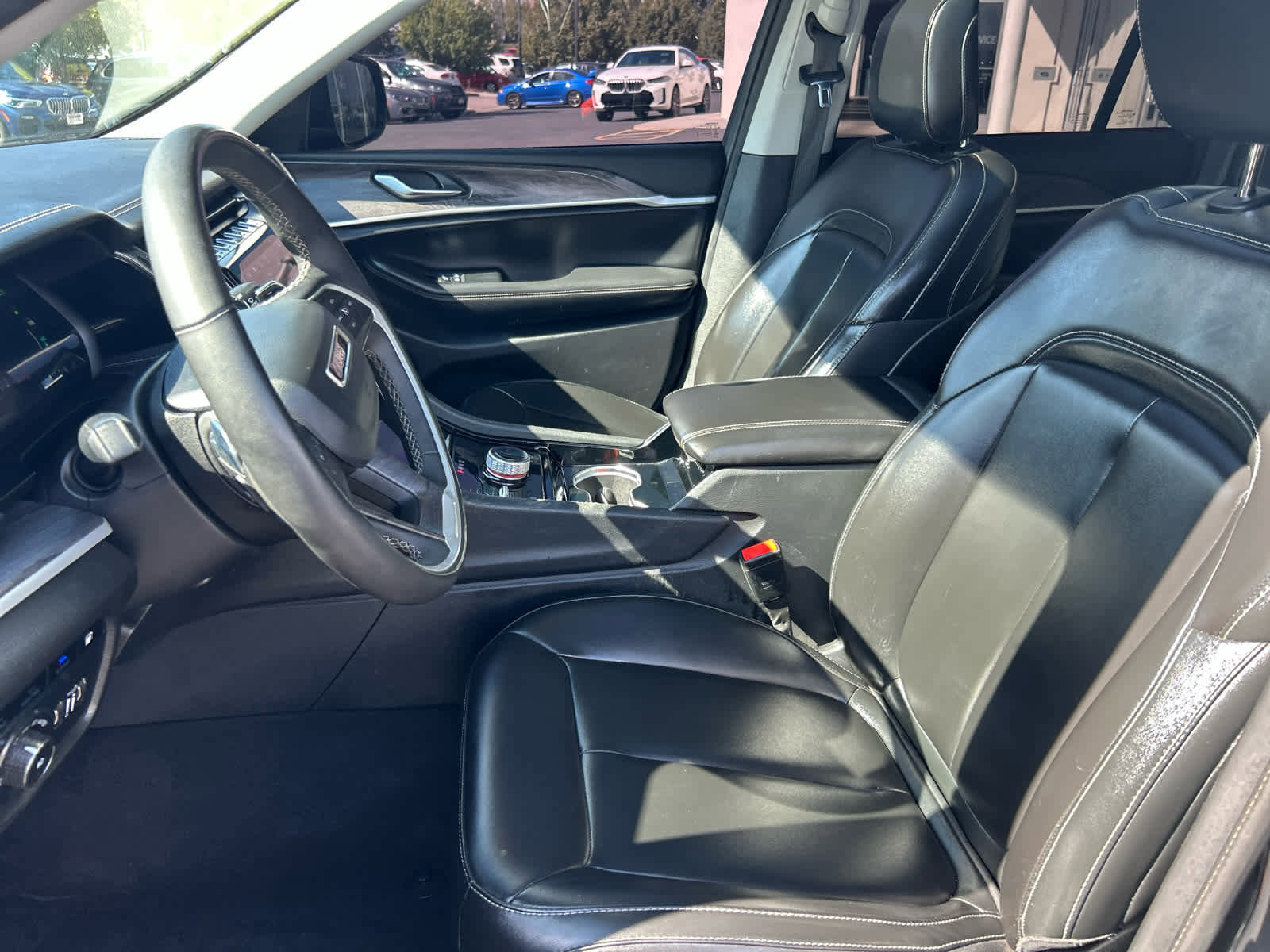 Used 2023 Jeep Grand Cherokee 4WD 4xe image 21