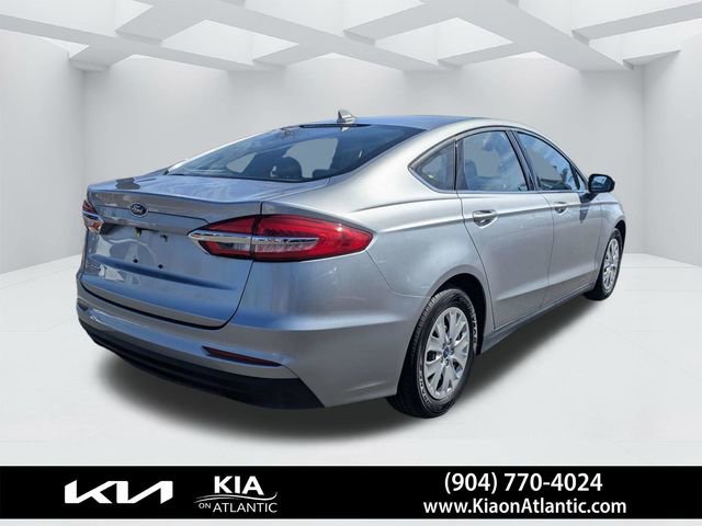 Used 2020 Ford Fusion S image 3