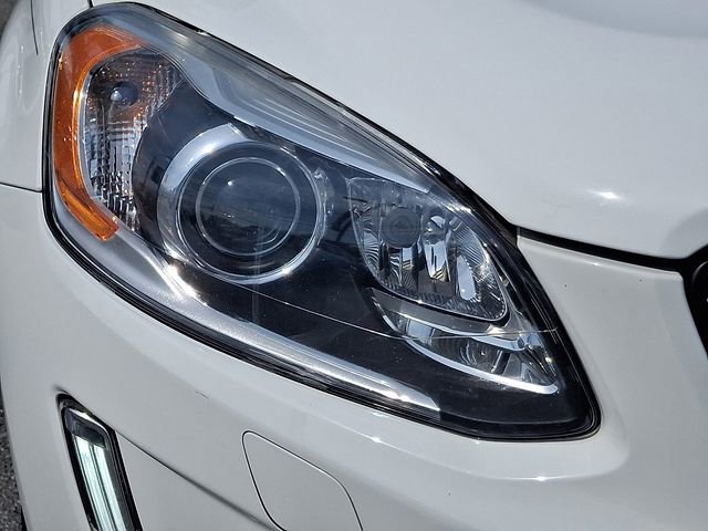 Used 2017 Volvo XC60 T6 Dynamic w/ Climate Package image 9