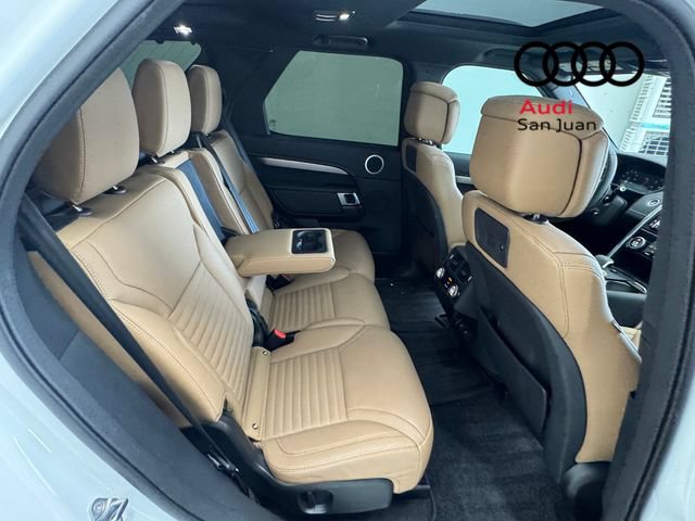 Used 2024 Land Rover Discovery Dynamic SE AWD/4WD image 27