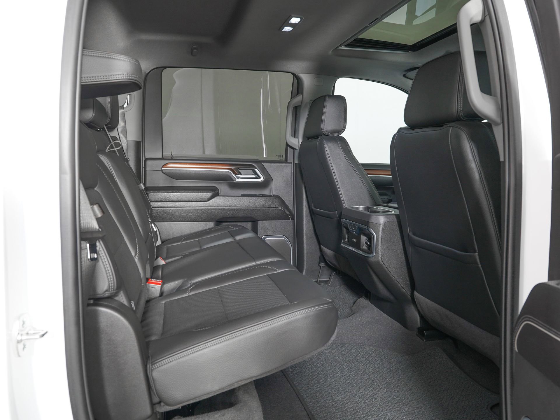 Used 2025 GMC Sierra 2500 Denali w/ Denali Reserve Package image 10