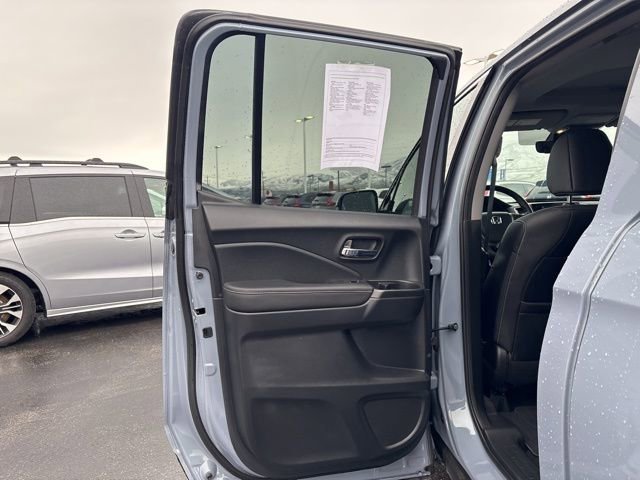 Used 2023 Honda Ridgeline RTL image 19