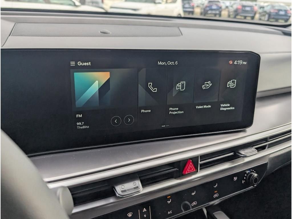 New 2025 Kia Sorento LX image 21