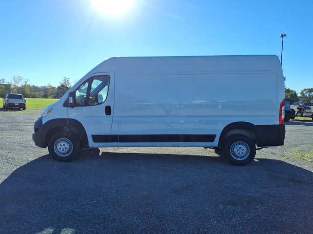 New 2027 RAM ProMaster 2500 w/ Convenience Group FWD image 4