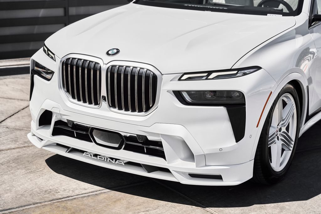 Used 2023 BMW ALPINA XB7 AWD/4WD image 6