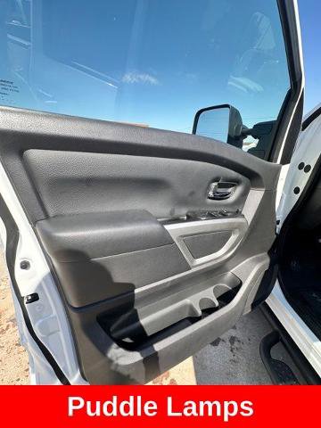 Certified 2024 Nissan Titan SV w/ SV Convenience Package image 18