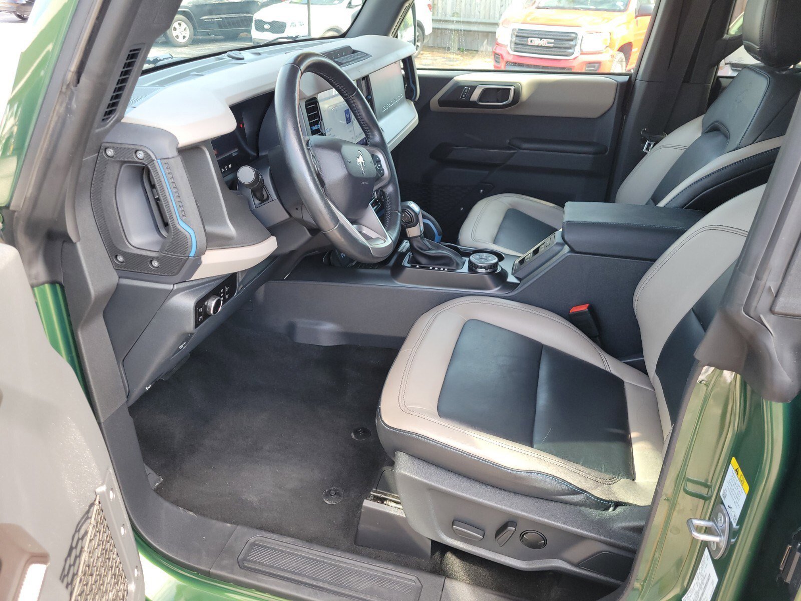Used 2024 Ford Bronco Wildtrak image 18