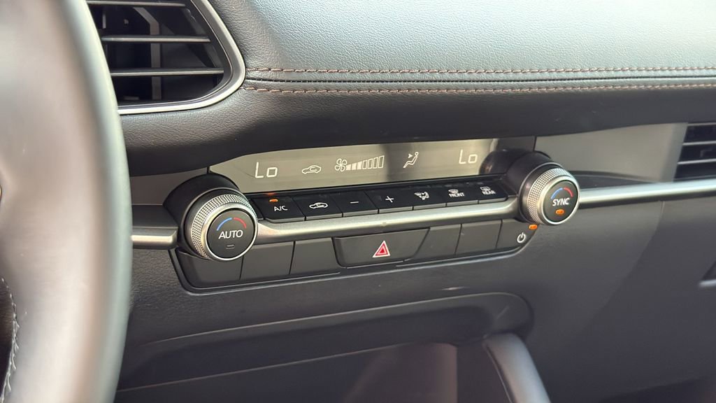 Used 2025 MAZDA MAZDA3 s image 16