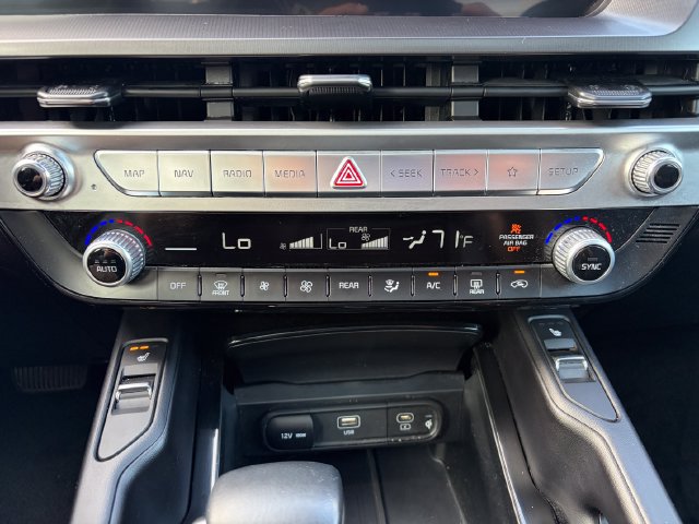 Certified 2025 Kia Telluride S AWD/4WD image 18