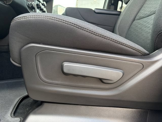 New 2026 RAM 1500 Express AWD/4WD image 18