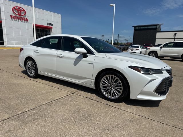 Certified 2021 Toyota Avalon Limited w/ Advanced Safety Package FWD image 2