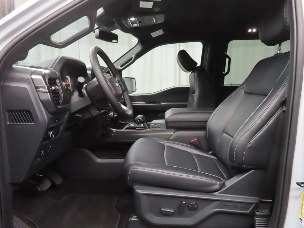 Used 2025 Ford F150 Lariat AWD/4WD image 12
