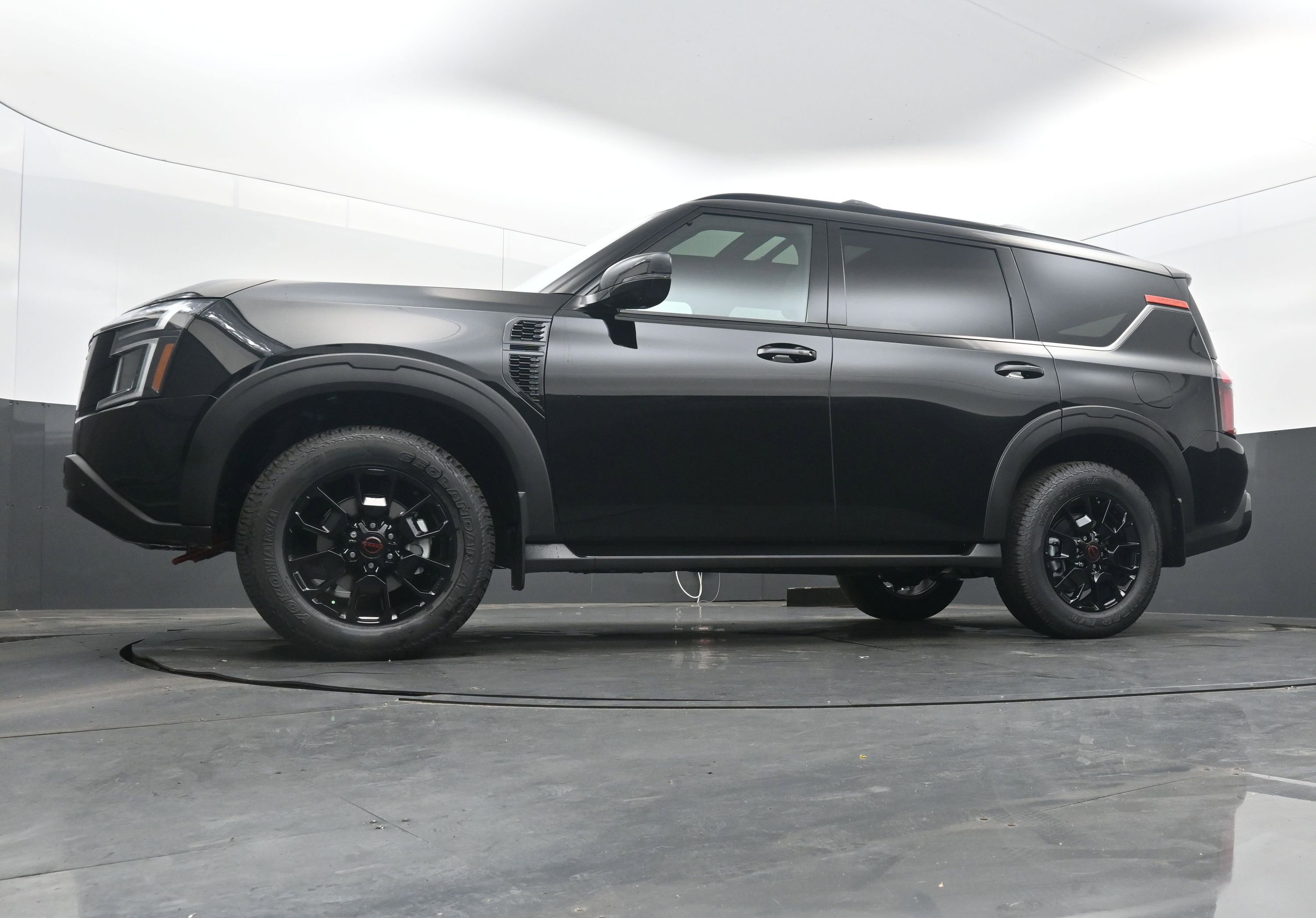 New 2026 Nissan Armada PRO-4X image 28