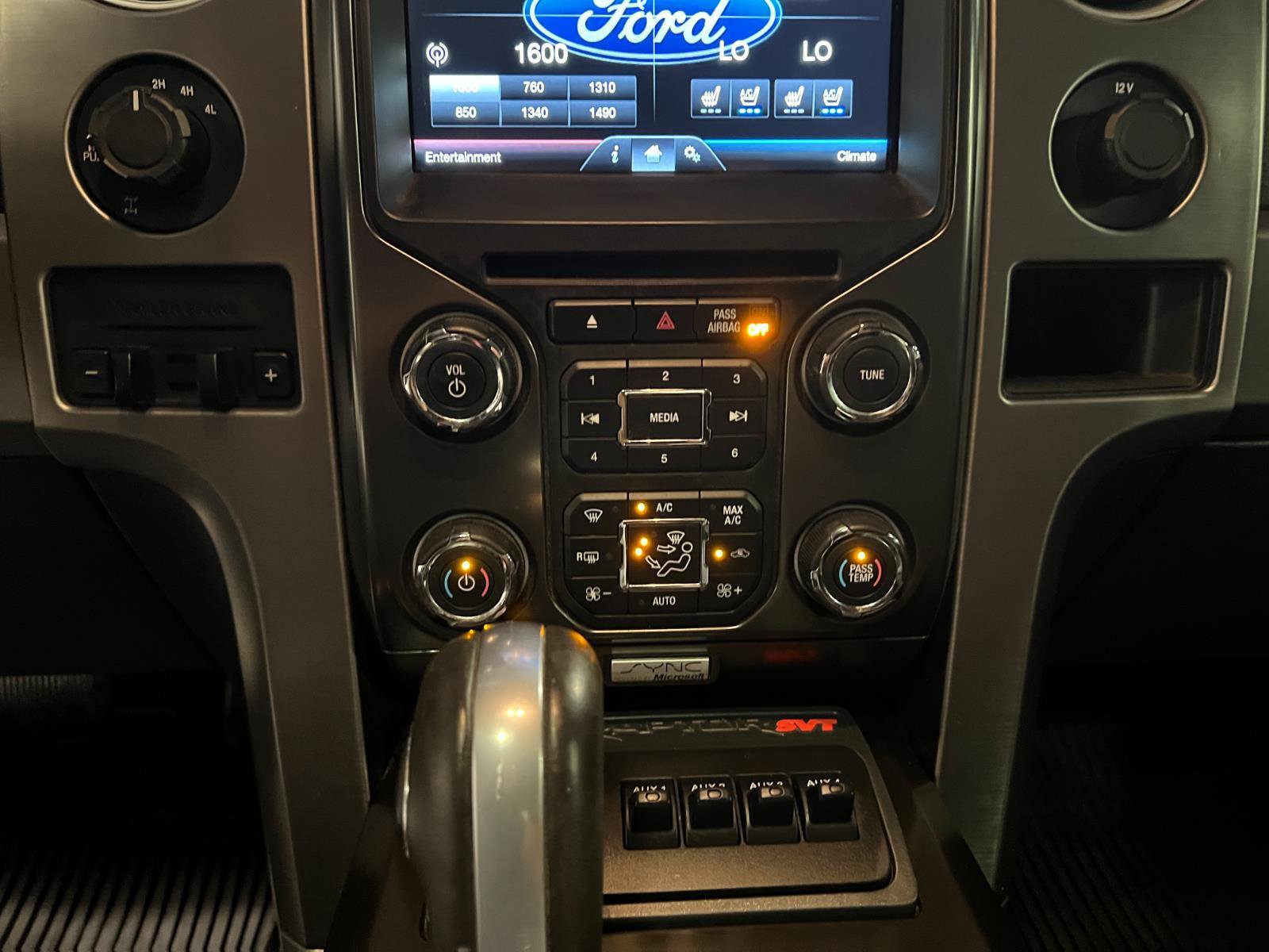 Used 2014 Ford F150 Raptor w/ Equipment Group 801A Luxury AWD/4WD image 20