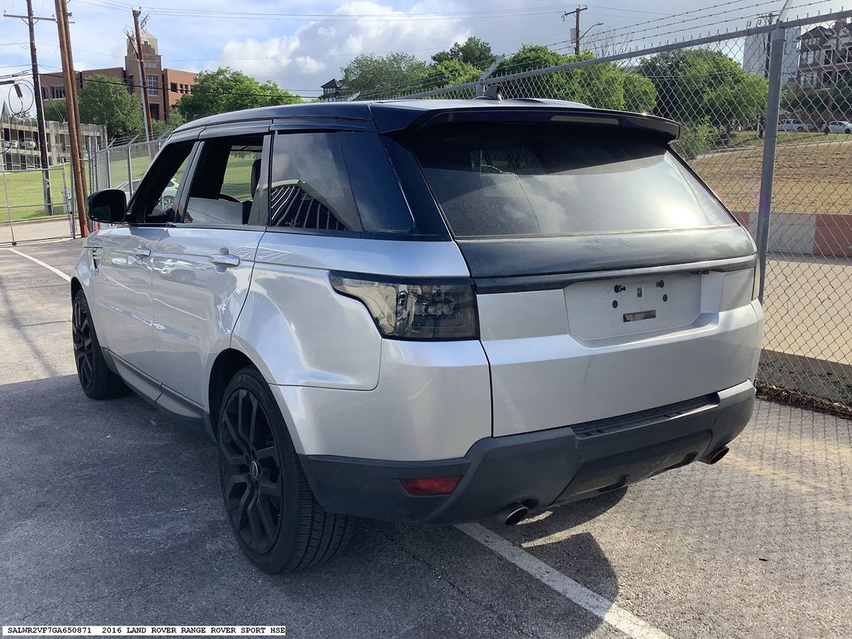 Used 2016 Land Rover Range Rover Sport HSE AWD/4WD image 5