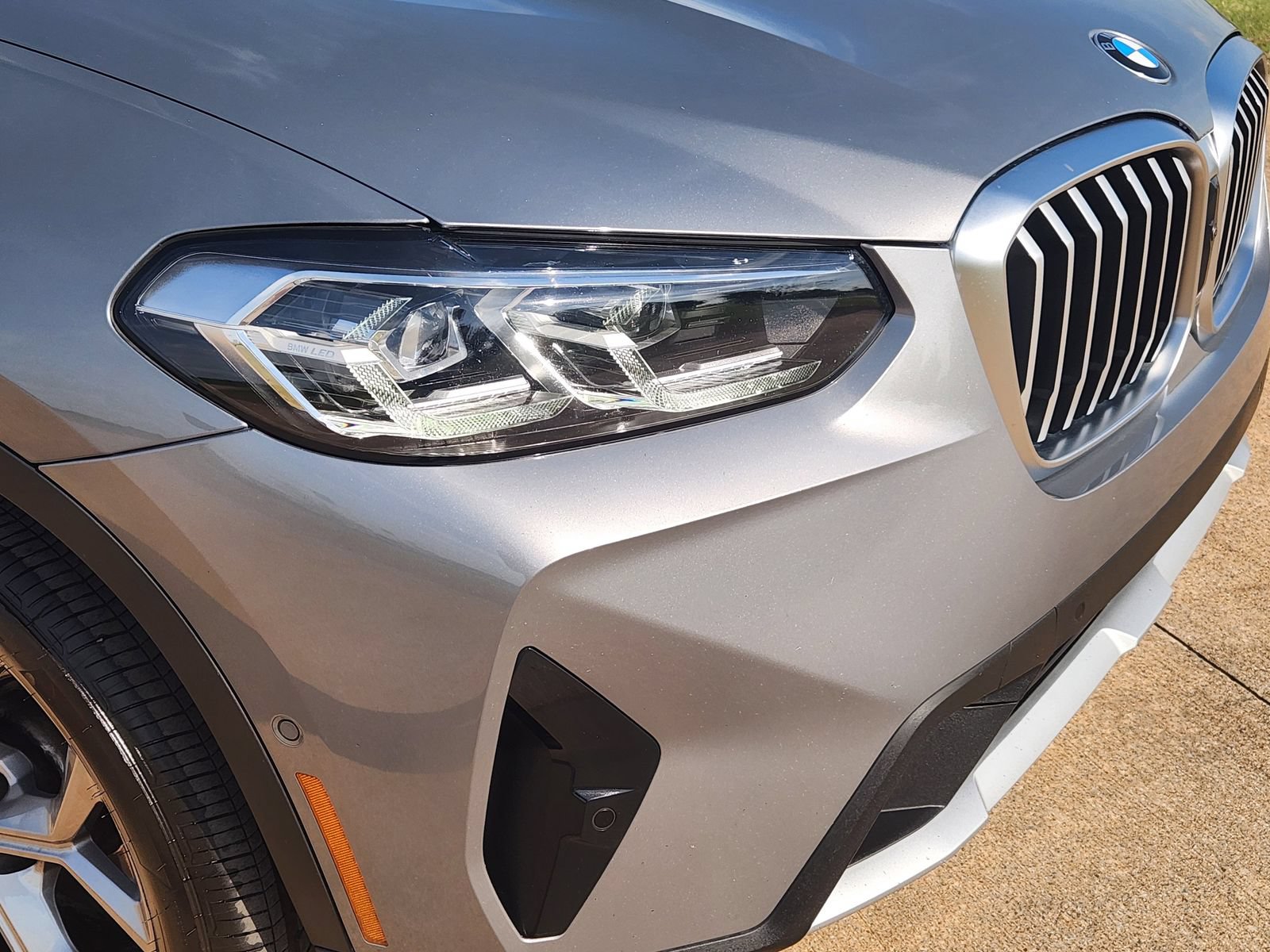 Used 2024 BMW X3 sDrive30i w/ Premium Package RWD image 12