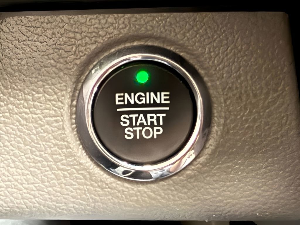 Used 2019 Ford F150 Lariat w/ Equipment Group 502A Luxury image 23