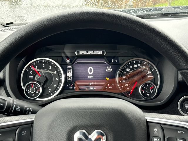 New 2026 RAM 1500 Express AWD/4WD image 14