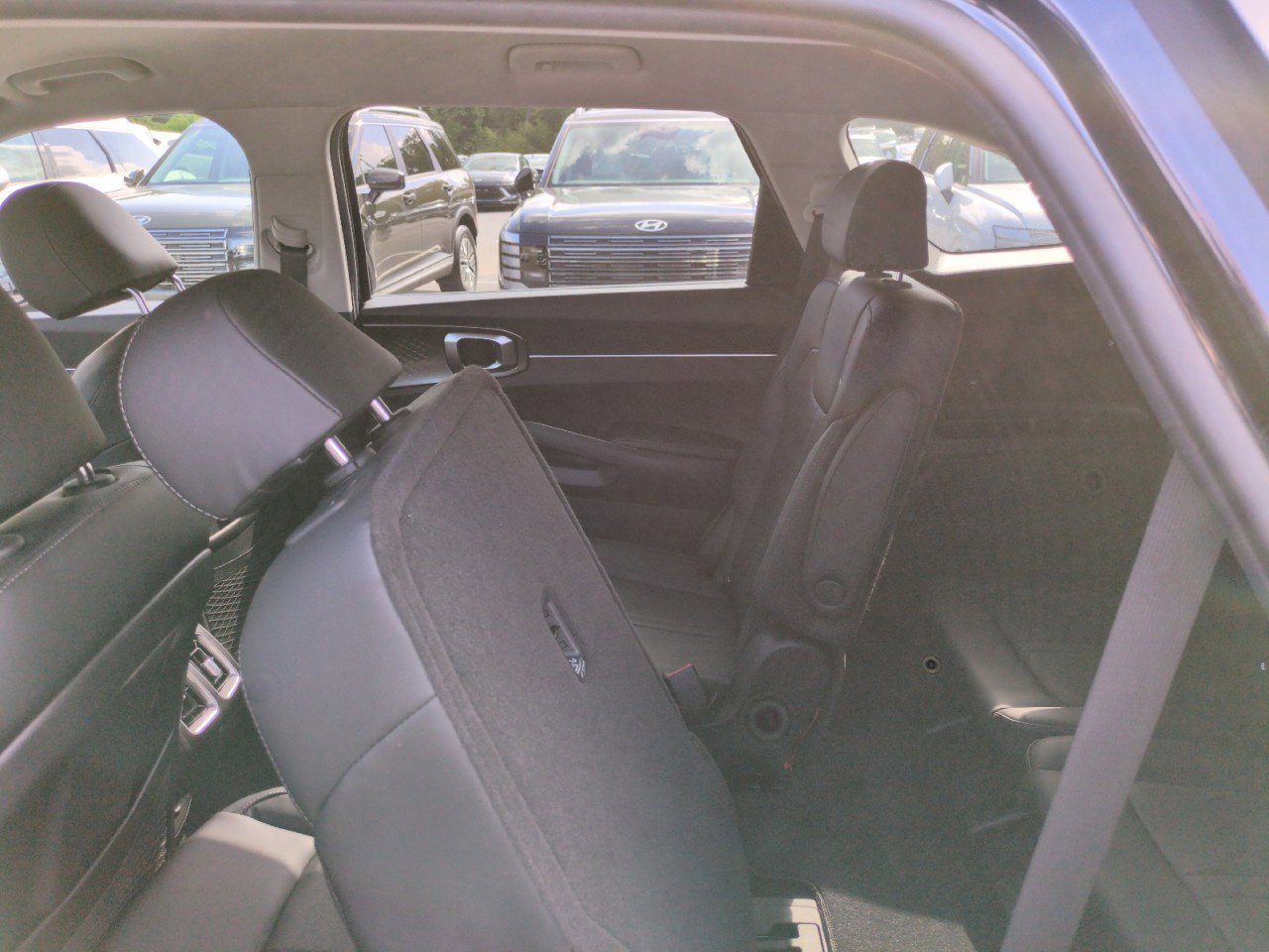 Used 2022 Kia Sorento S FWD image 36