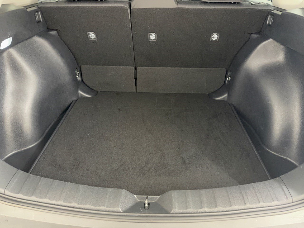 Used 2024 Toyota Corolla Cross LE FWD image 28