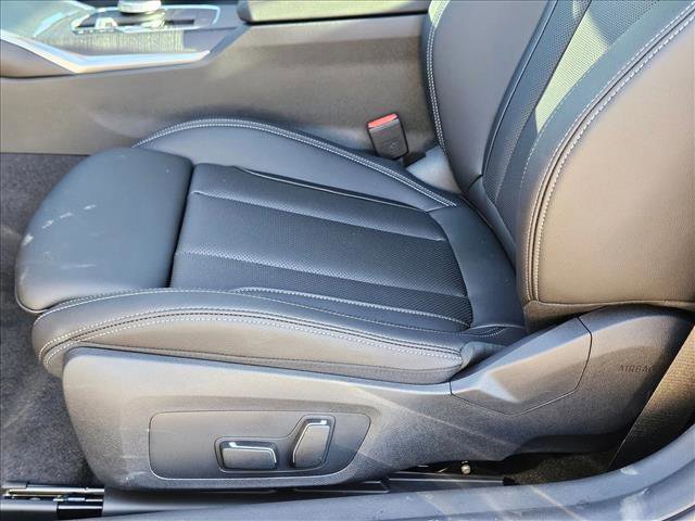 Used 2026 BMW 230i xDrive 230i xDrive w/ Convenience Package image 4