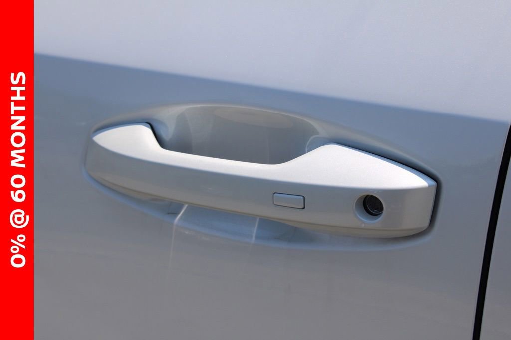 New 2025 Nissan Murano SL image 9