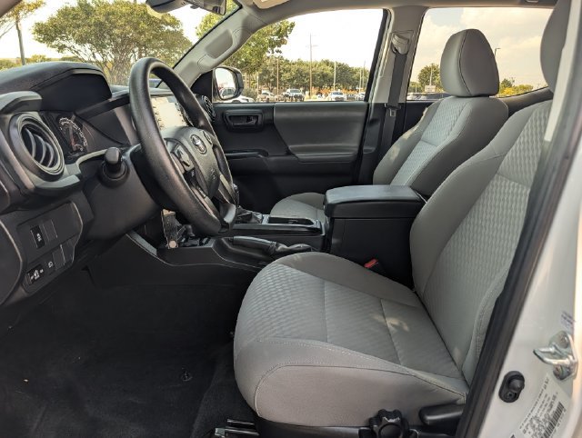 Certified 2023 Toyota Tacoma SR AWD/4WD image 25
