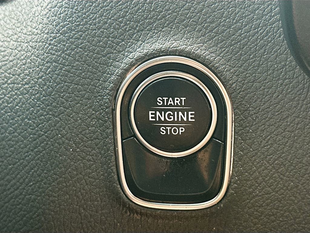 Used 2019 Freightliner Sprinter 144 RWD image 27