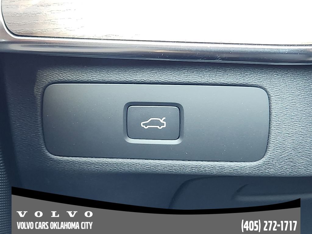 Used 2026 Volvo XC90 B6 Ultra w/ Protection Package Premier image 21