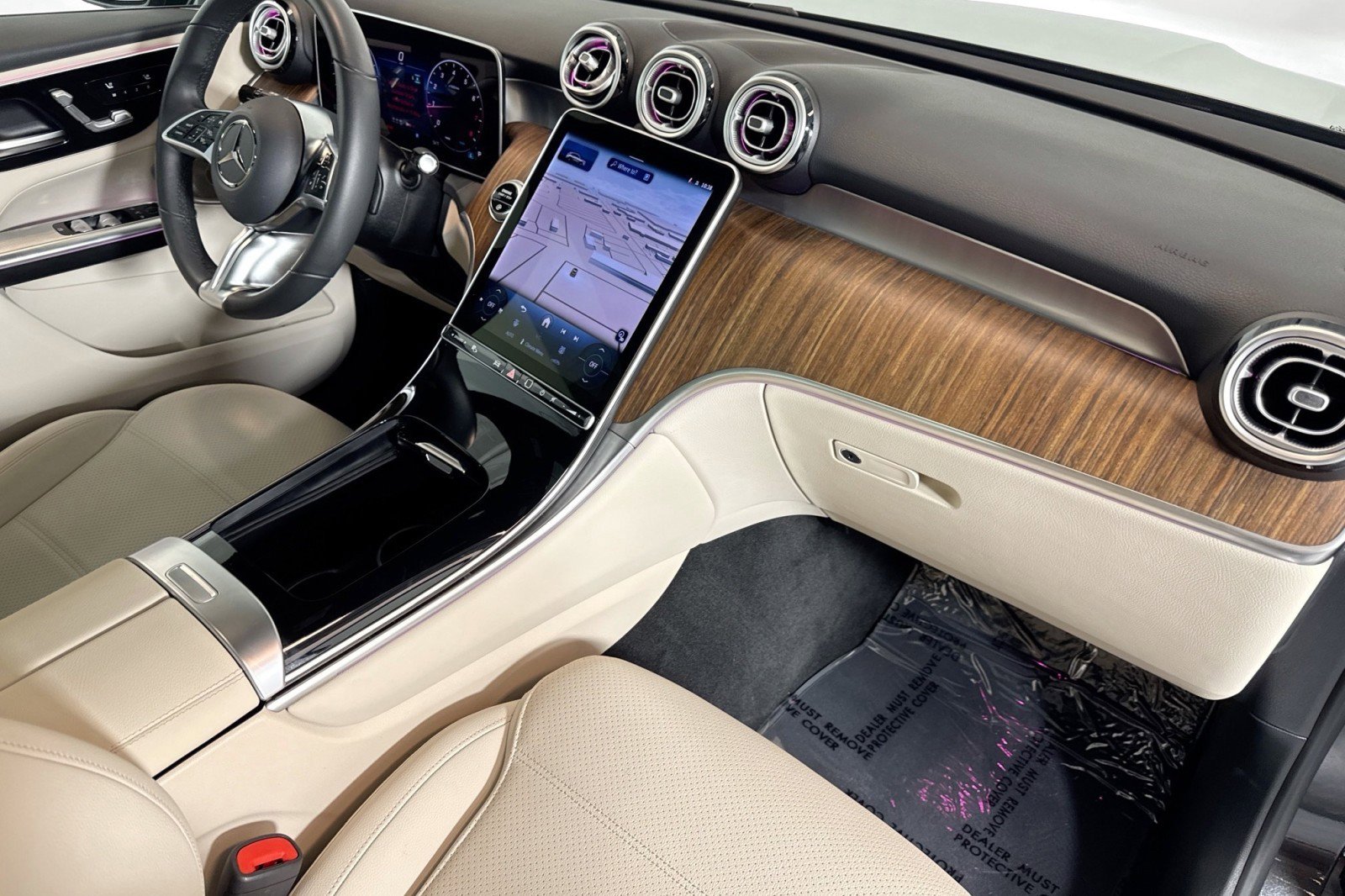 Certified 2026 Mercedes-Benz GLC 300 image 28
