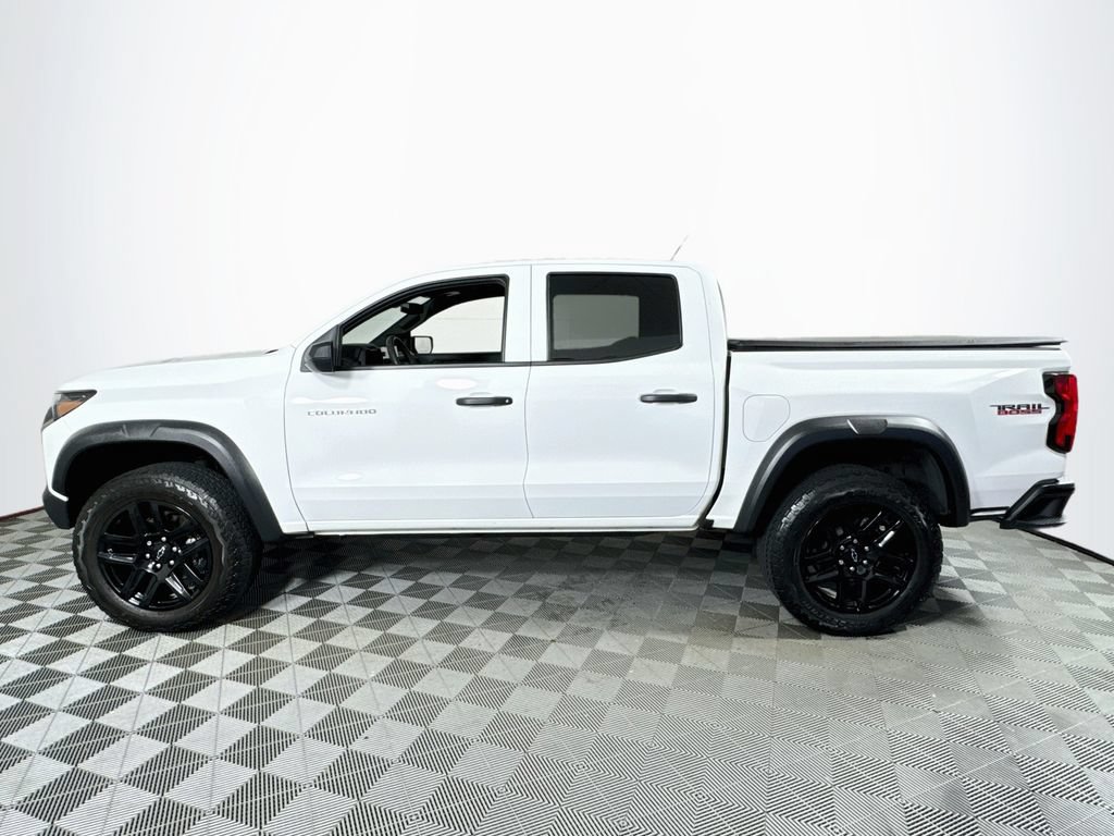 Used 2024 Chevrolet Colorado Trail Boss w/ LPO, Skid Plate Package AWD/4WD image 4
