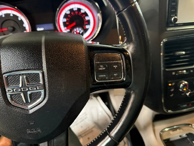 Certified 2020 Dodge Grand Caravan SXT FWD image 46