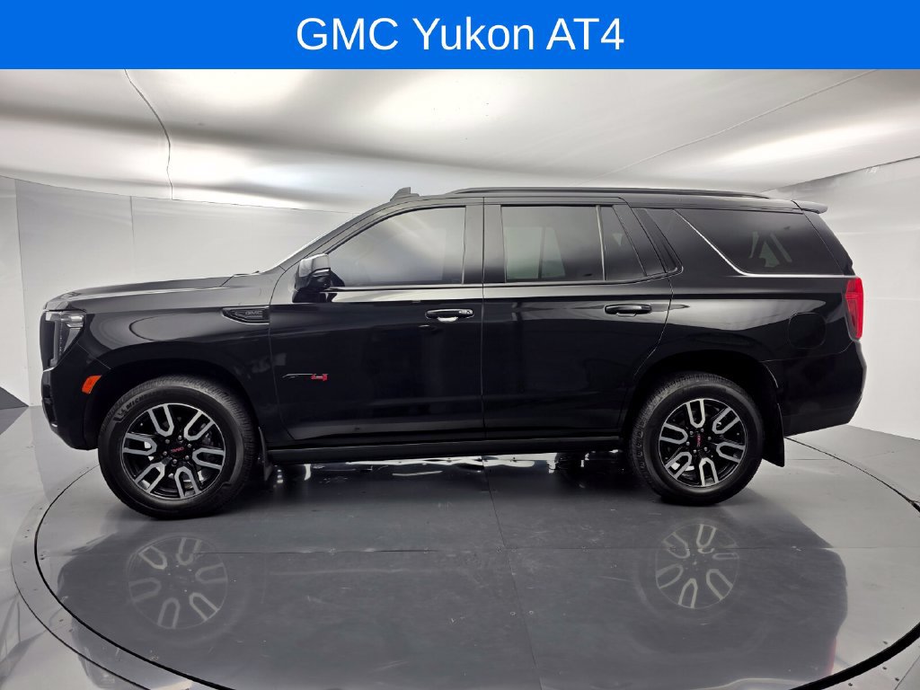 Used 2023 GMC Yukon AT4 w/ Technology Package AWD/4WD image 7