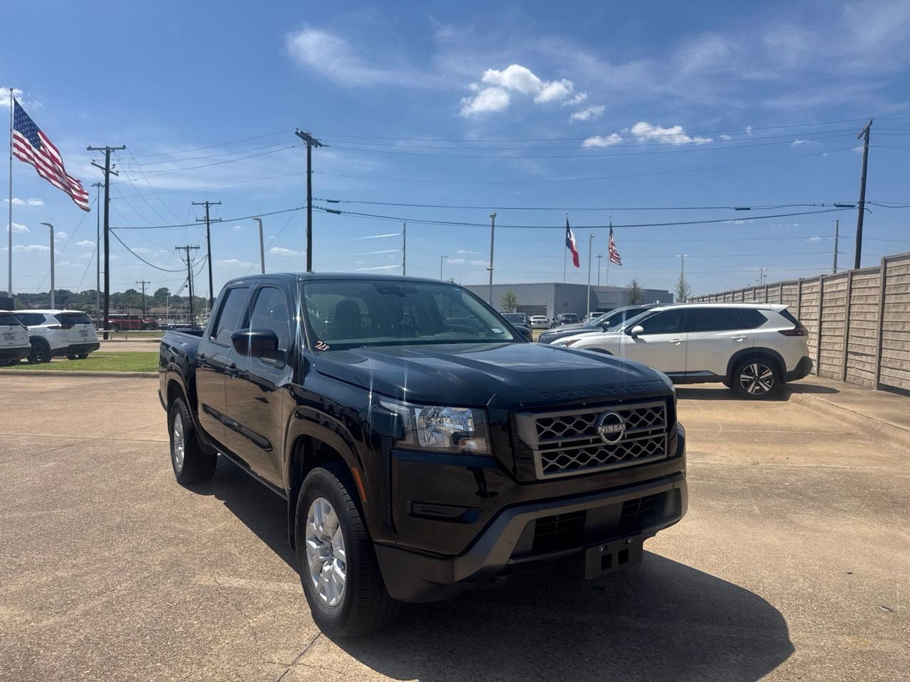 Certified 2022 Nissan Frontier SV AWD/4WD image 1