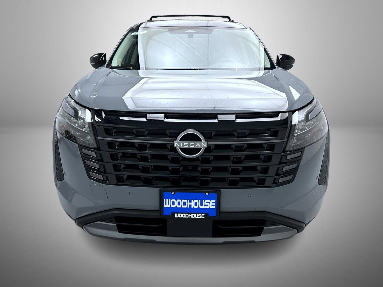 New 2026 Nissan Pathfinder Platinum image 2