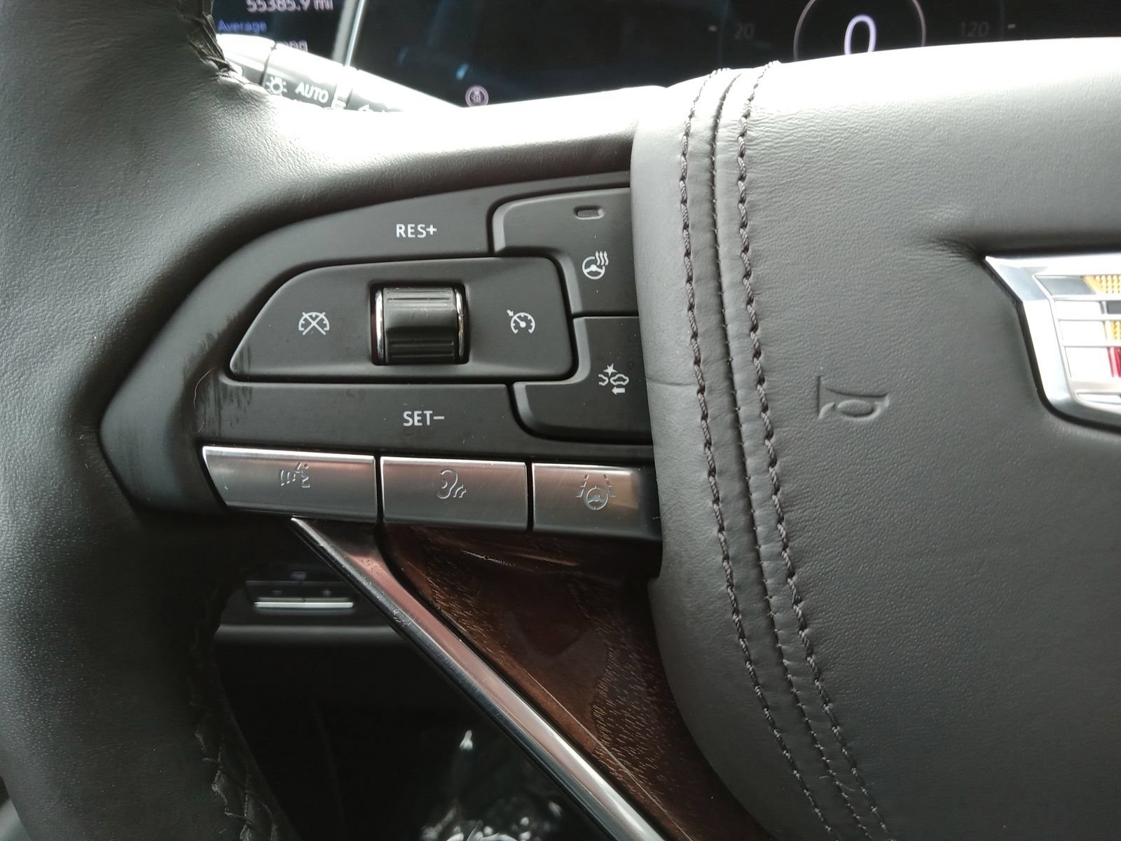 Used 2023 Cadillac Escalade Sport Platinum AWD/4WD image 21