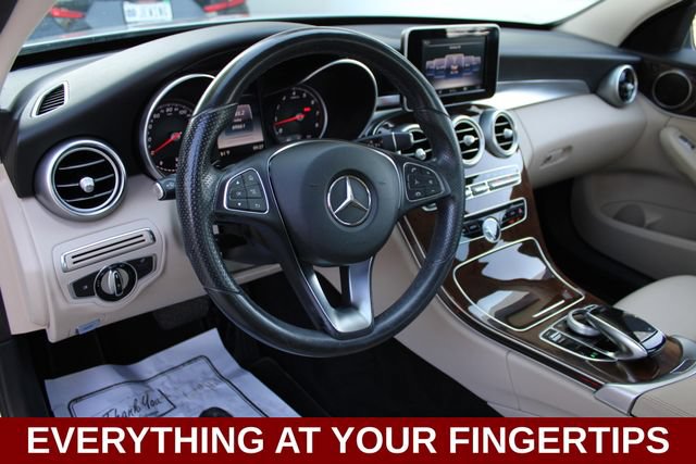 Used 2016 Mercedes-Benz C 300 Sedan image 2