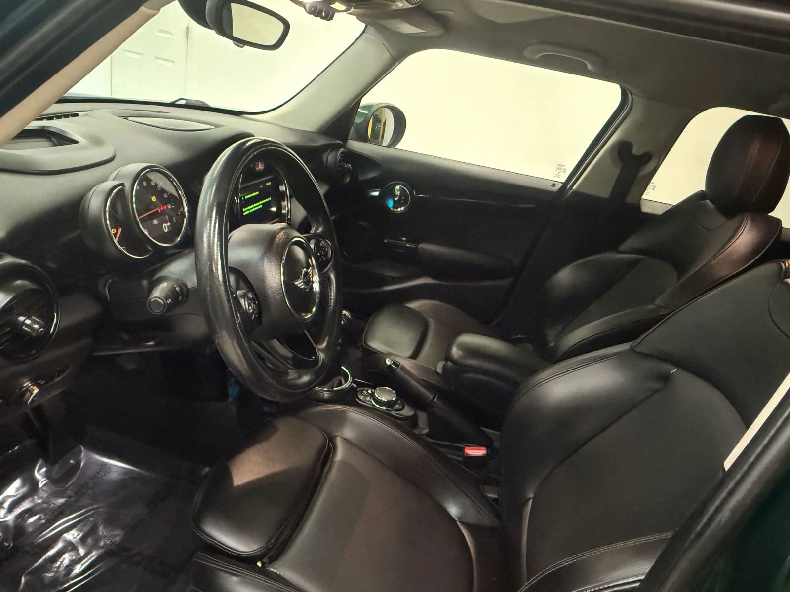 Used 2016 MINI Cooper S image 16