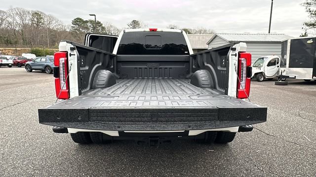 Used 2024 Ford F450 Platinum w/ FX4 Off-Road Package image 18