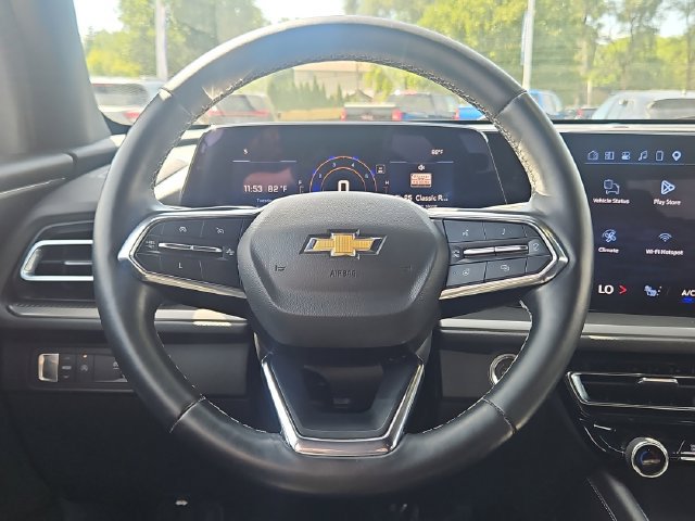 Used 2024 Chevrolet Traverse LT FWD image 15