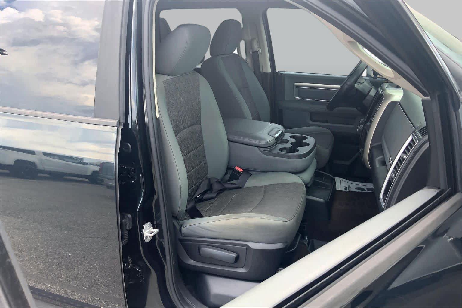 Used 2016 RAM 1500 Big Horn RWD image 9