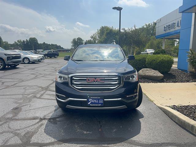 Used 2017 GMC Acadia SLT FWD image 2