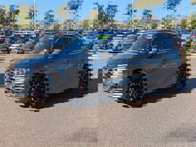 Used 2018 Audi SQ5 Prestige image 2