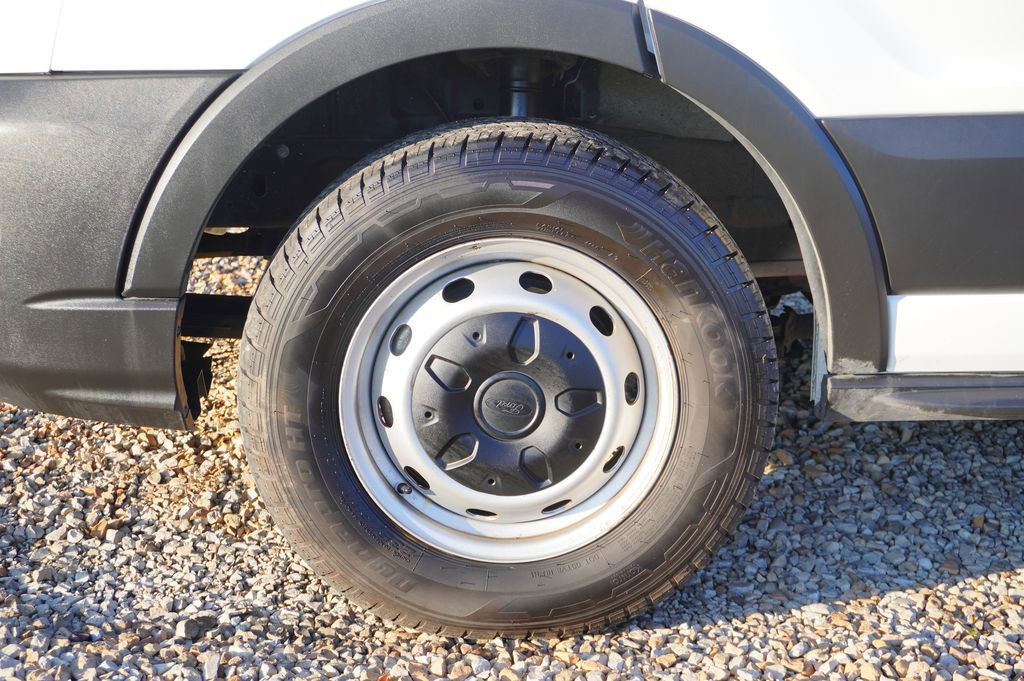 Used 2020 Ford Transit 250 Low Roof image 10