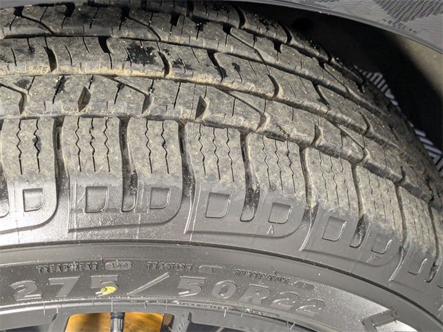 Used 2021 Chevrolet Suburban LS image 9