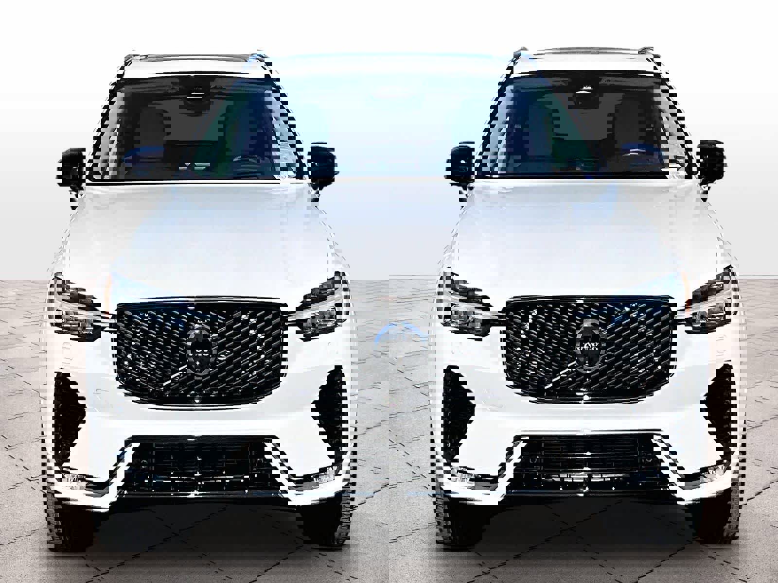 Used 2026 Volvo XC60 B5 Ultra w/ Climate Package image 3