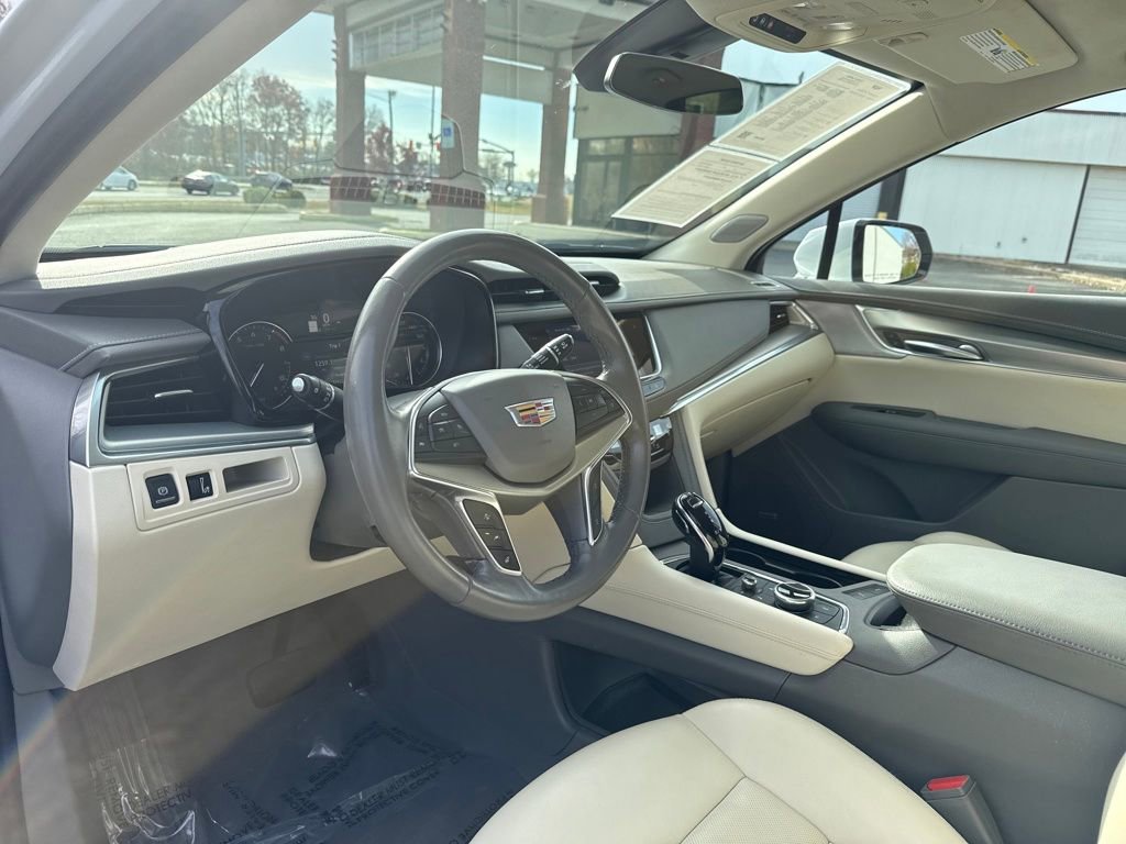 Certified 2023 Cadillac XT5 Premium Luxury w/ LPO, Floor Liner Package image 15