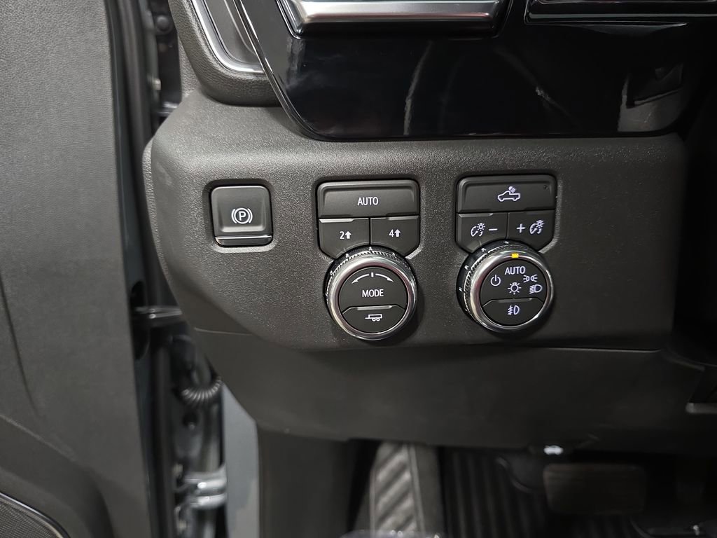 New 2026 GMC Sierra 1500 Elevation image 26