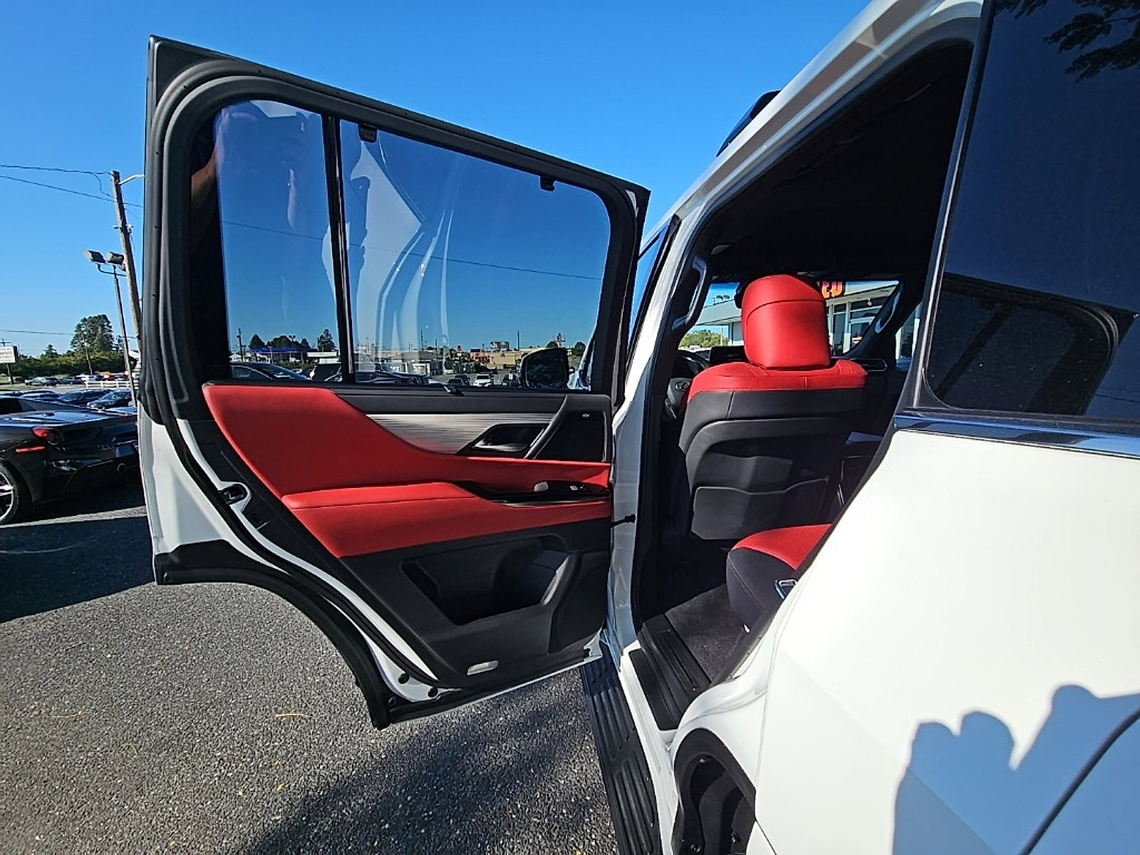 Used 2022 Lexus LX 600 F Sport image 34